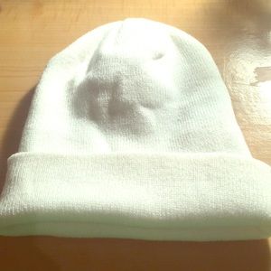 Super cute warm beanie!
